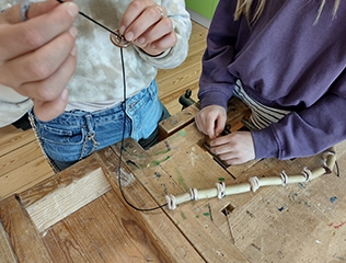 Guider for barn med hjelp fra voksne